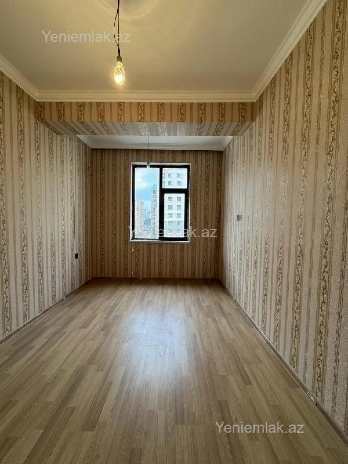 Satılır 3 otaqlı yeni tikili 110 m²