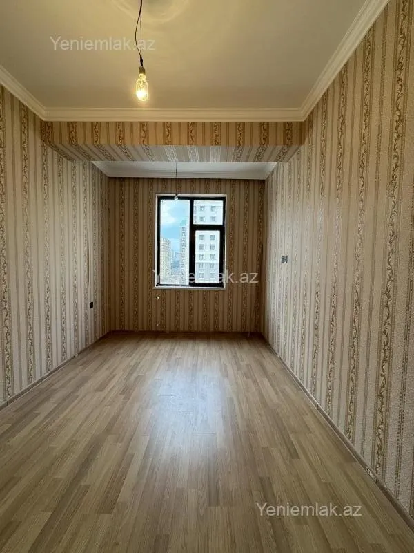 Satılır 3 otaqlı yeni tikili 110 m²