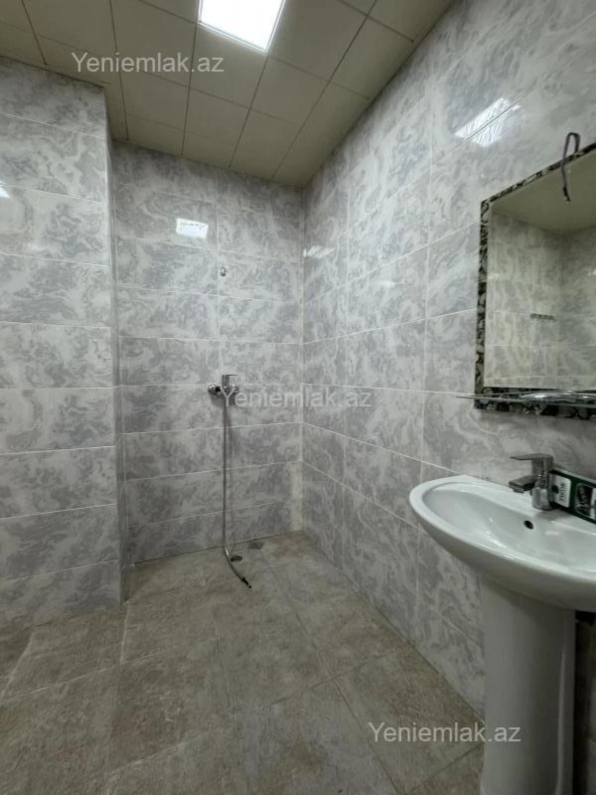 Satılır 3 otaqlı yeni tikili 110 m²