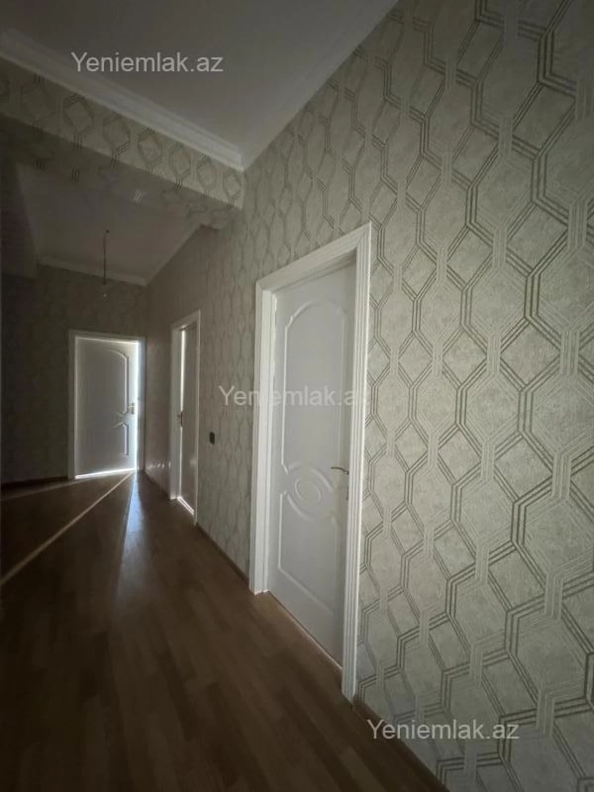 Satılır 3 otaqlı yeni tikili 110 m²