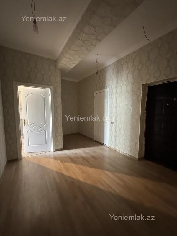 Satılır 3 otaqlı yeni tikili 110 m²