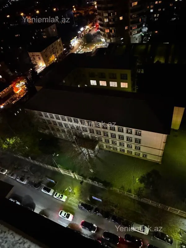 Satılır 3 otaqlı yeni tikili 125 m²