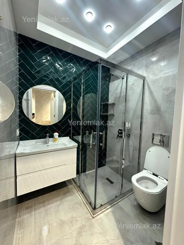 Satılır 3 otaqlı yeni tikili 125 m²