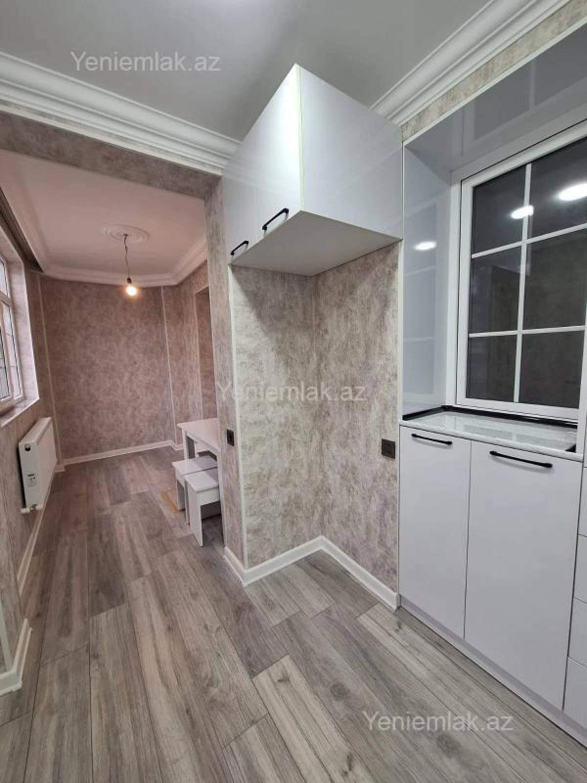 Satılır 2 otaqlı köhnə tikili 52 m²