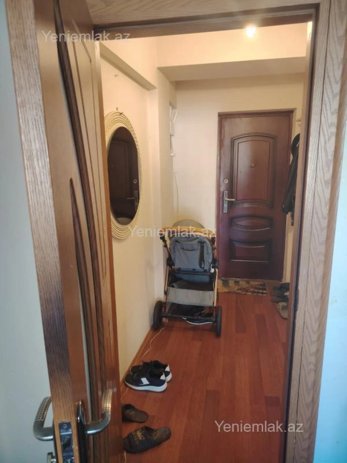 Satılır 1 otaqlı köhnə tikili 35 m²