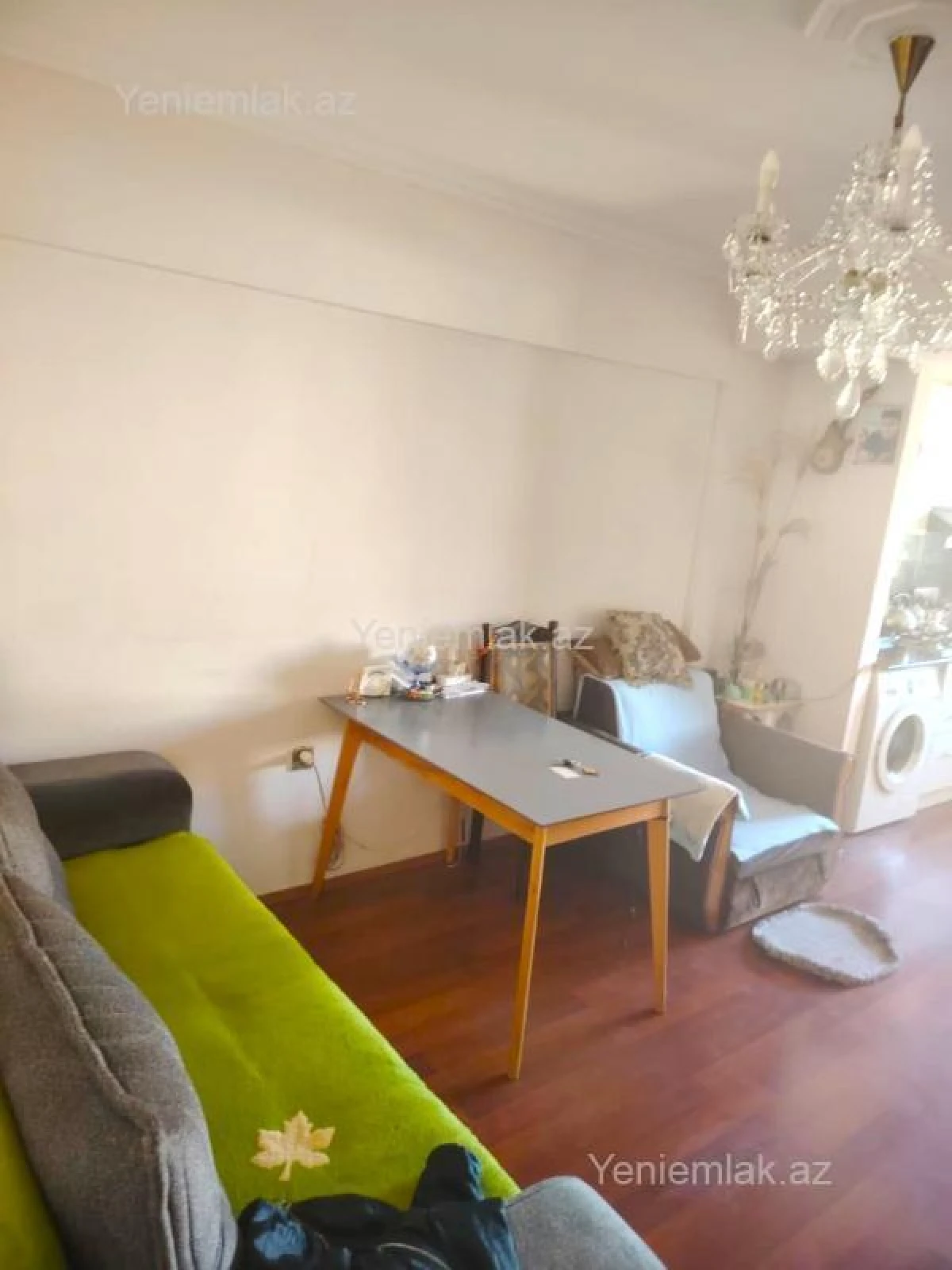 Satılır 1 otaqlı köhnə tikili 35 m²
