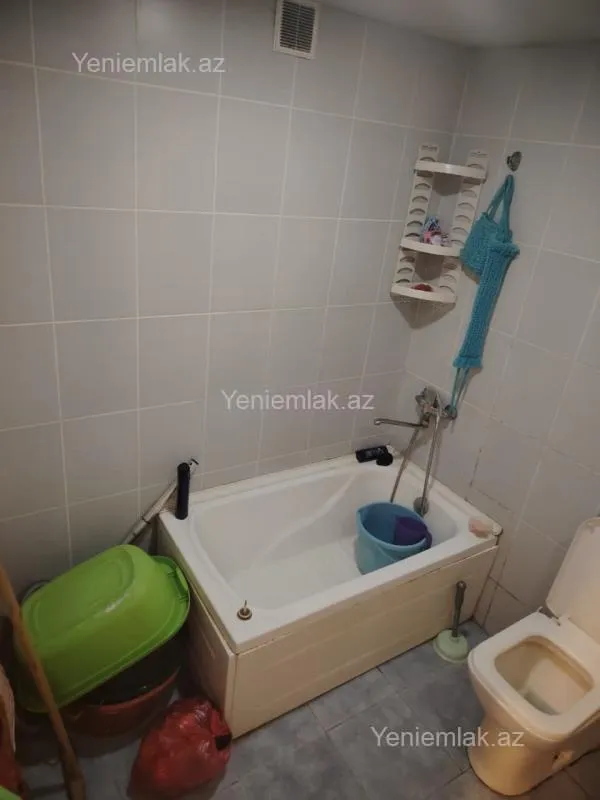 Satılır 1 otaqlı köhnə tikili 35 m²