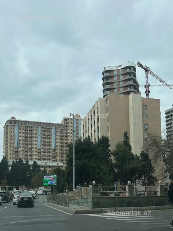 Satılır 1 otaqlı köhnə tikili 35 m²