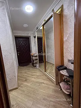 Satılır 2 otaqlı köhnə tikili 55 m²