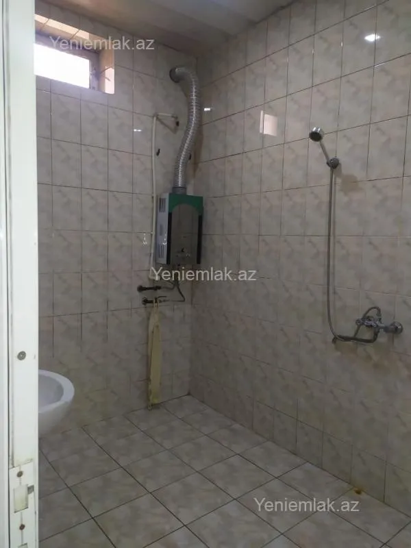 Satılır 6 otaqlı həyət evi 120 m²