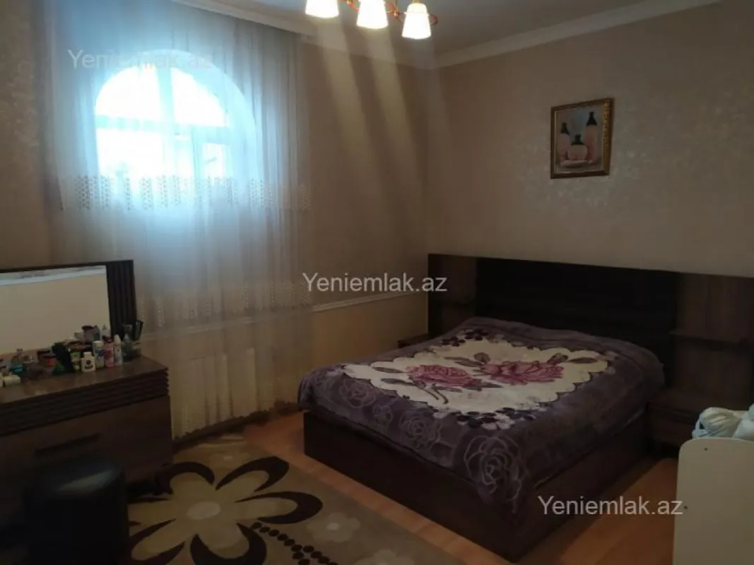 Satılır 6 otaqlı həyət evi 120 m²