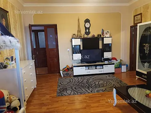 Satılır 6 otaqlı həyət evi 120 m²