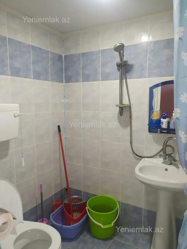 Satılır 6 otaqlı həyət evi 120 m²