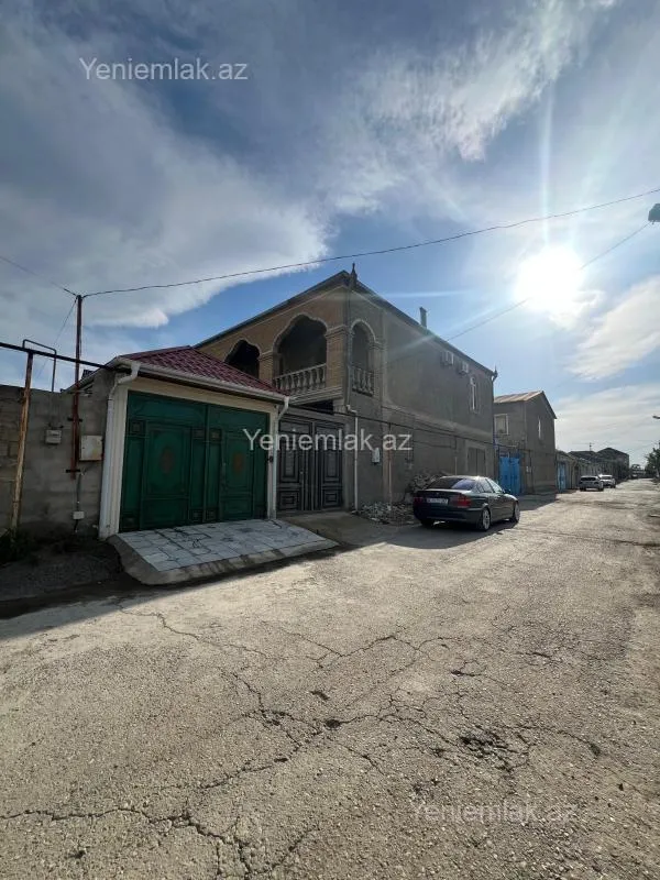 Satılır 6 otaqlı həyət evi 120 m²