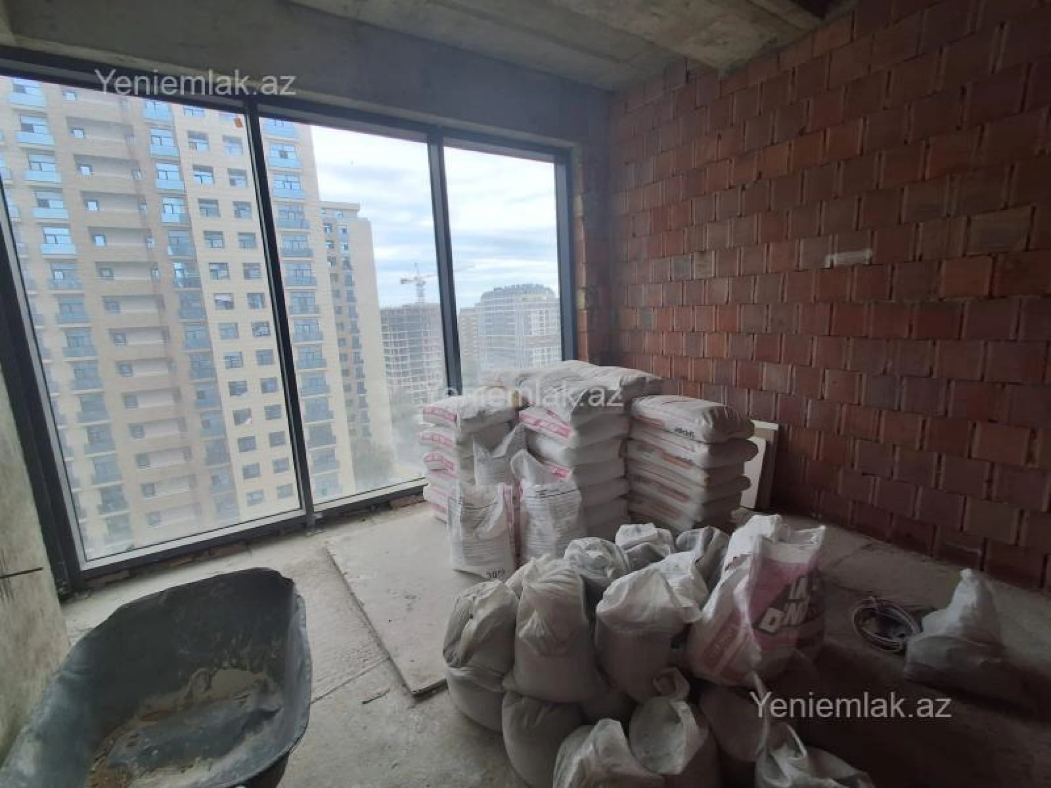 Satılır 2 otaqlı yeni tikili 90 m²