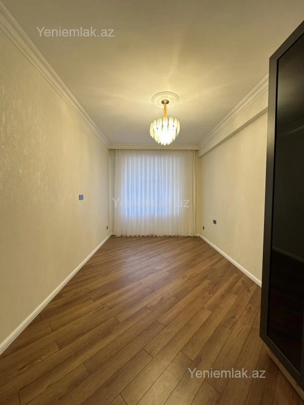 Satılır 3 otaqlı yeni tikili 105 m²