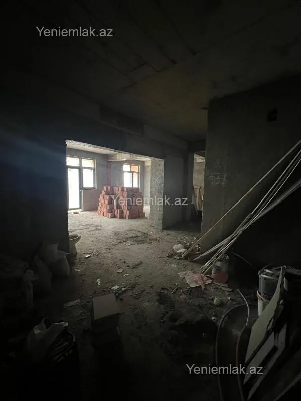 Satılır 2 otaqlı yeni tikili 105 m²