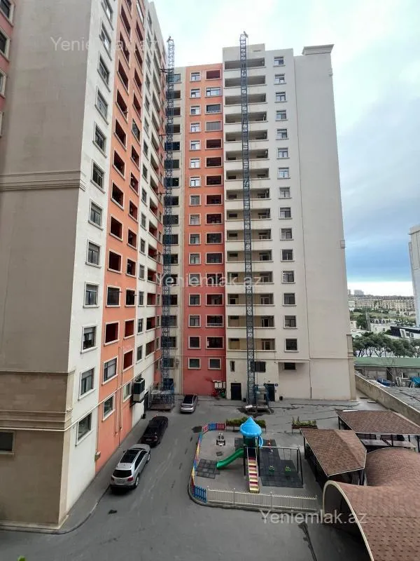 Satılır 2 otaqlı yeni tikili 105 m²