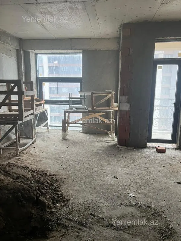 Satılır 2 otaqlı yeni tikili 105 m²