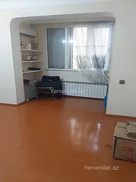 Satılır 2 otaqlı köhnə tikili 65 m²