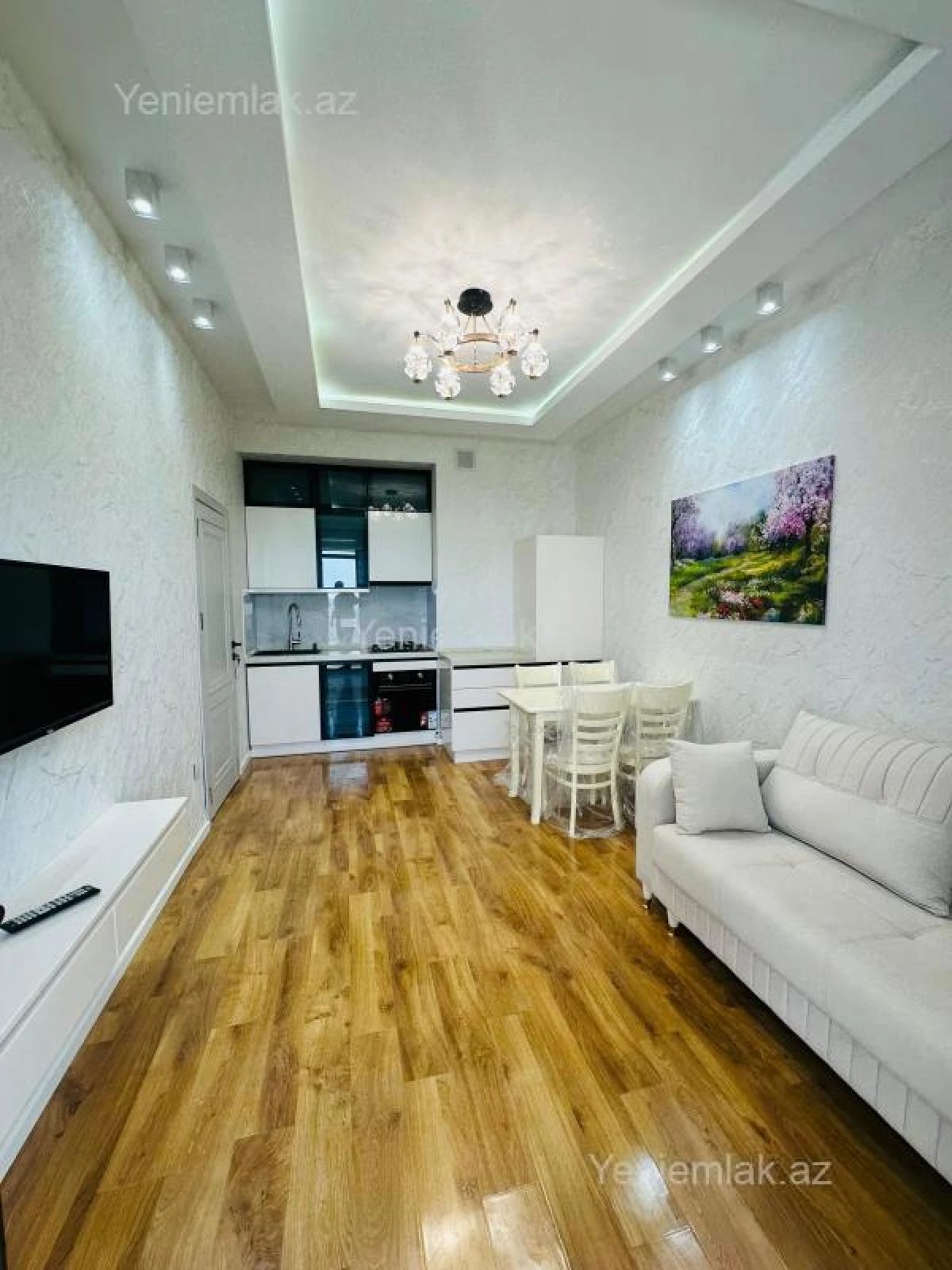 Satılır 3 otaqlı yeni tikili 65 m²