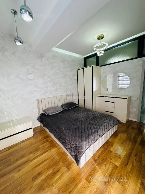 Satılır 3 otaqlı yeni tikili 65 m²