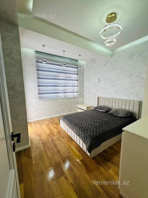 Satılır 3 otaqlı yeni tikili 65 m²