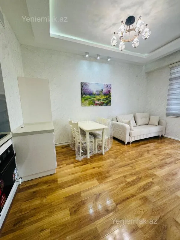 Satılır 3 otaqlı yeni tikili 65 m²