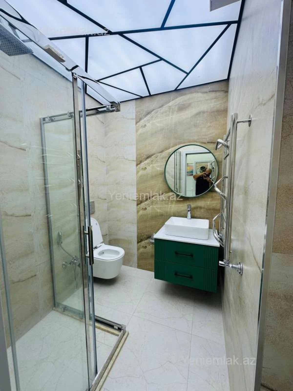 Satılır 3 otaqlı yeni tikili 65 m²