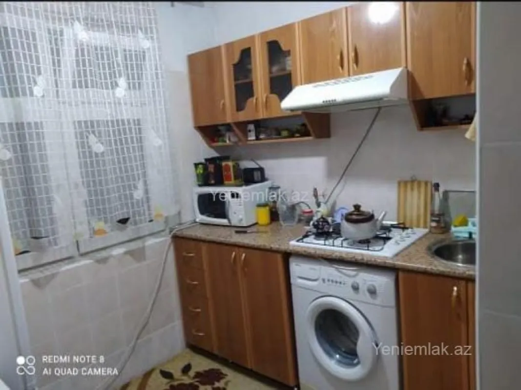 Satılır 3 otaqlı köhnə tikili 67 m²