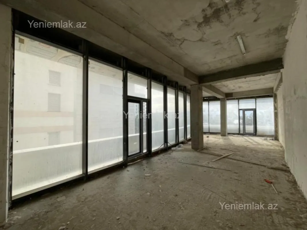 Satılır 1 otaqlı obyekt 81 m²