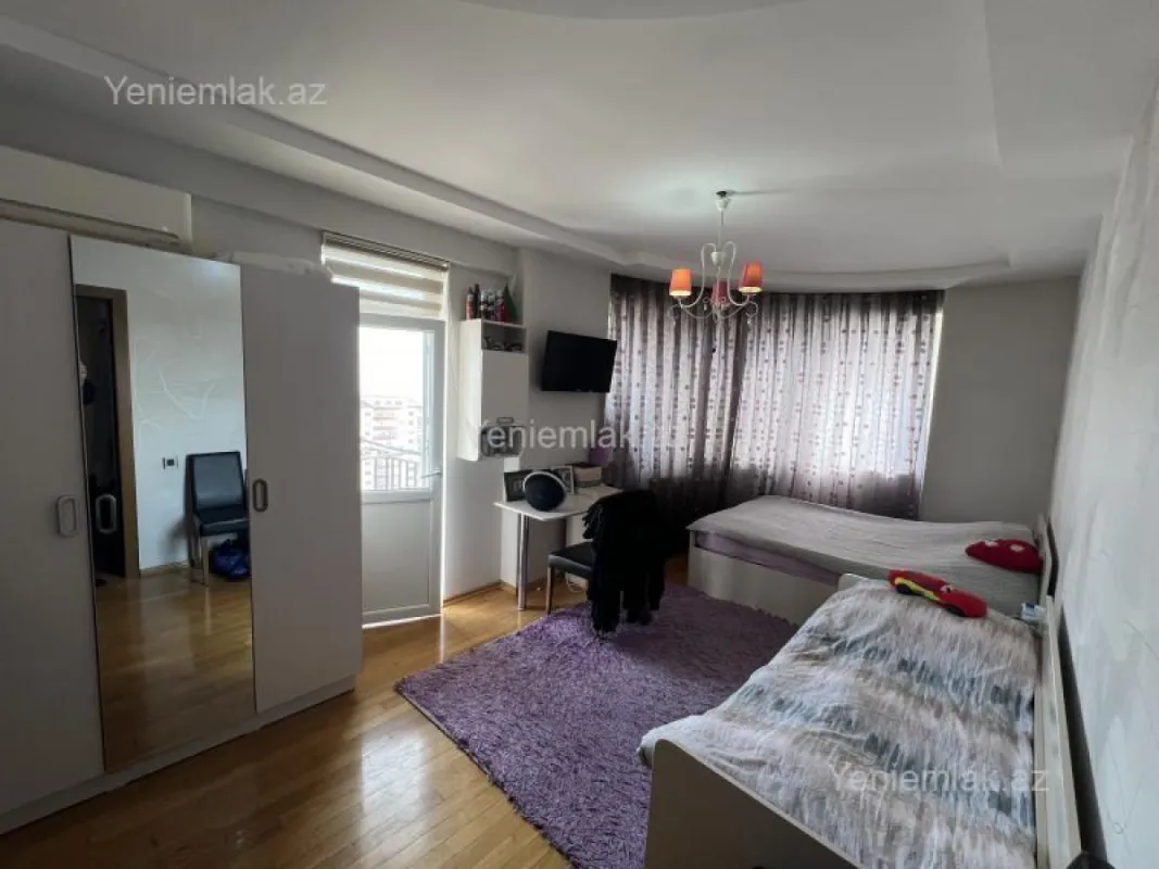 Satılır 3 otaqlı yeni tikili 115 m²