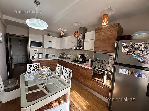 Satılır 3 otaqlı yeni tikili 115 m²
