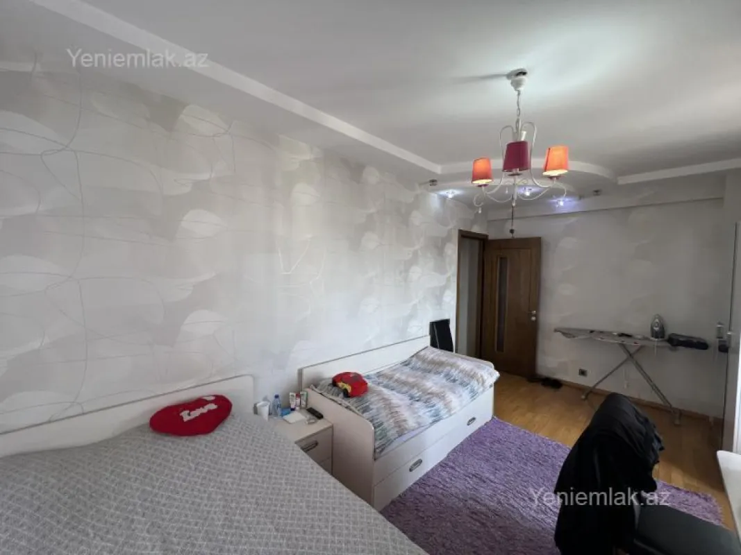 Satılır 3 otaqlı yeni tikili 115 m²