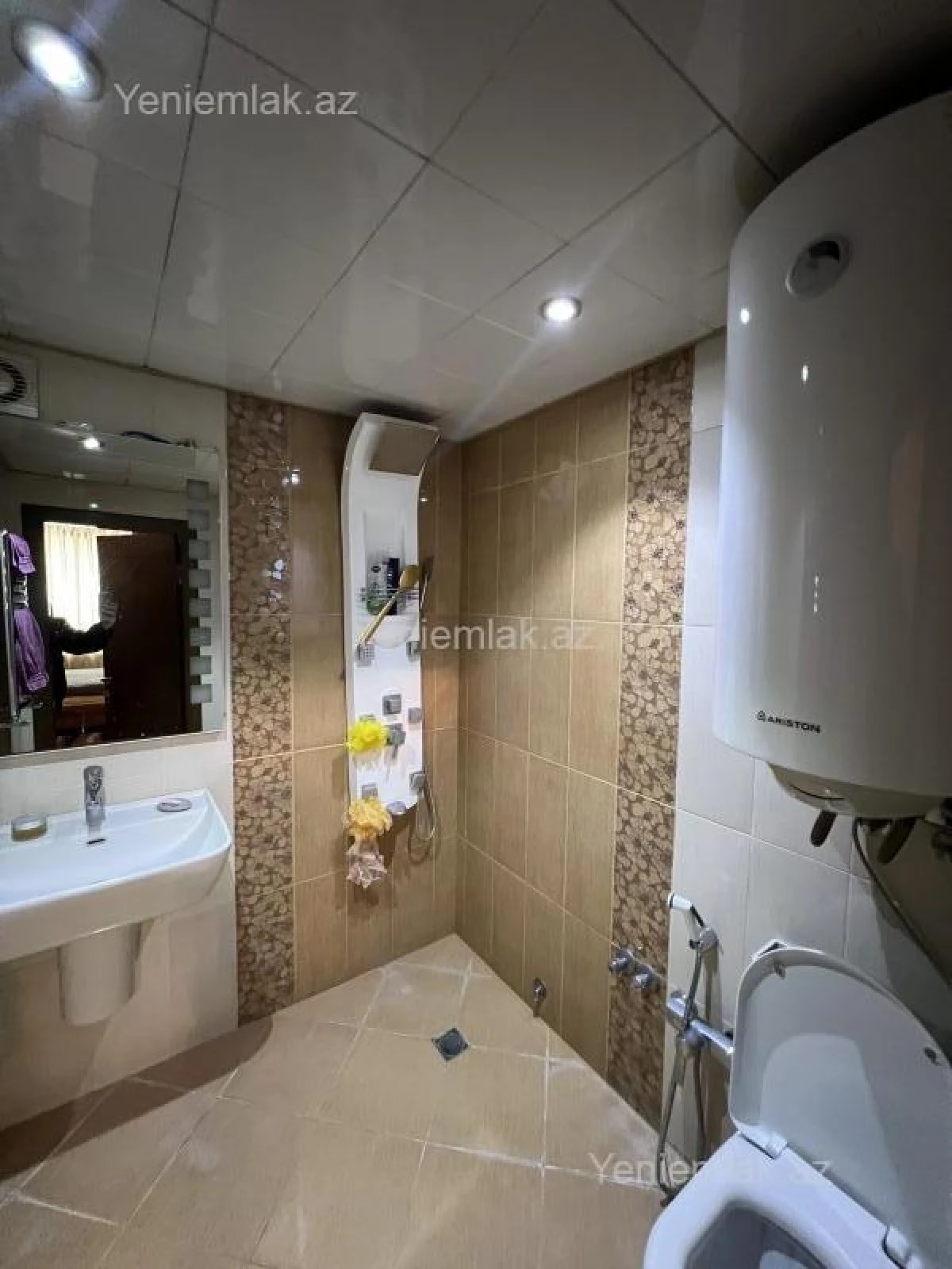 Satılır 3 otaqlı yeni tikili 115 m²