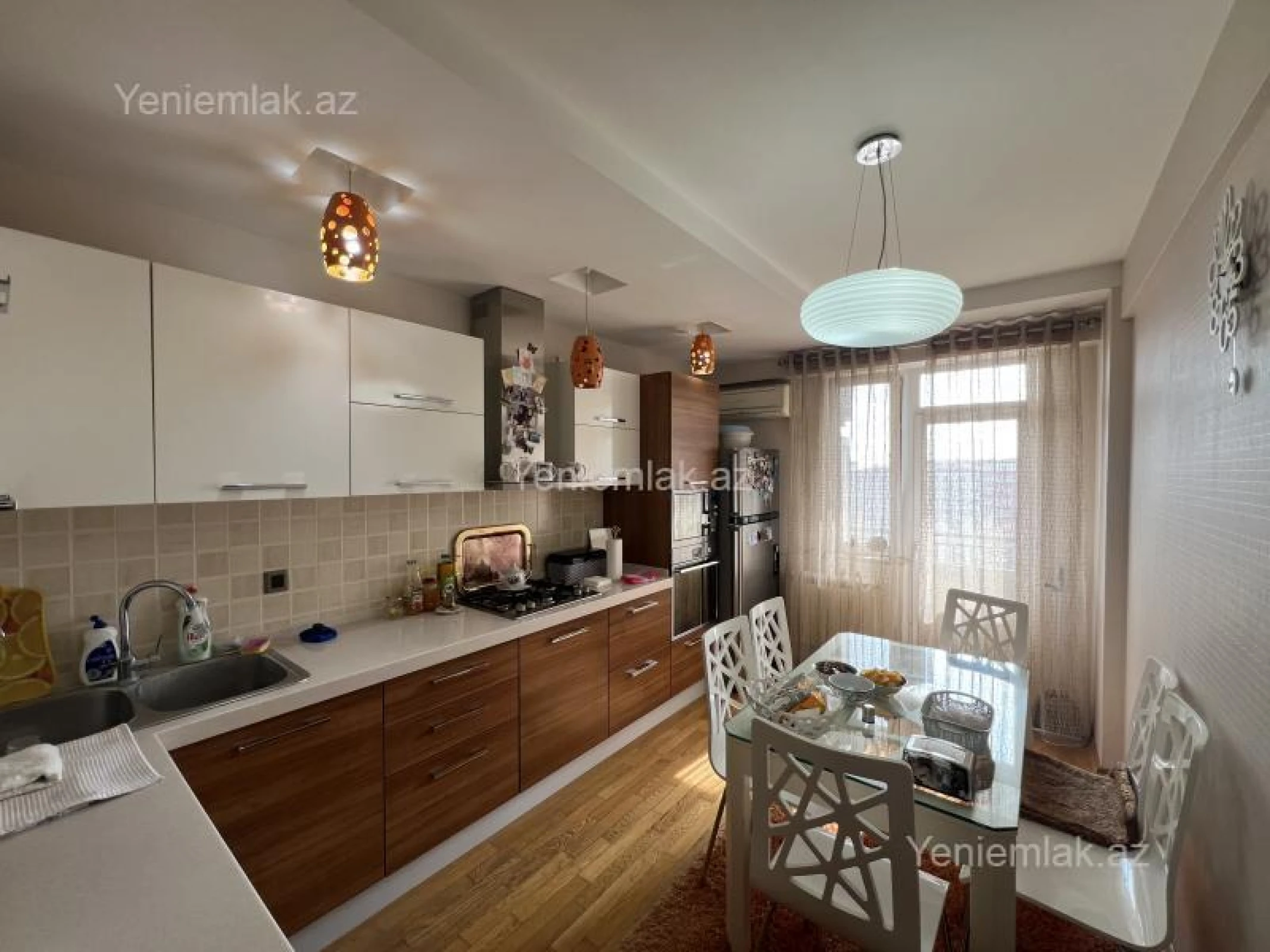 Satılır 3 otaqlı yeni tikili 115 m²