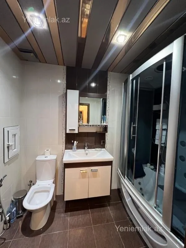 Satılır 3 otaqlı yeni tikili 115 m²