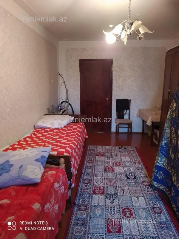 Satılır 2 otaqlı köhnə tikili 54 m²