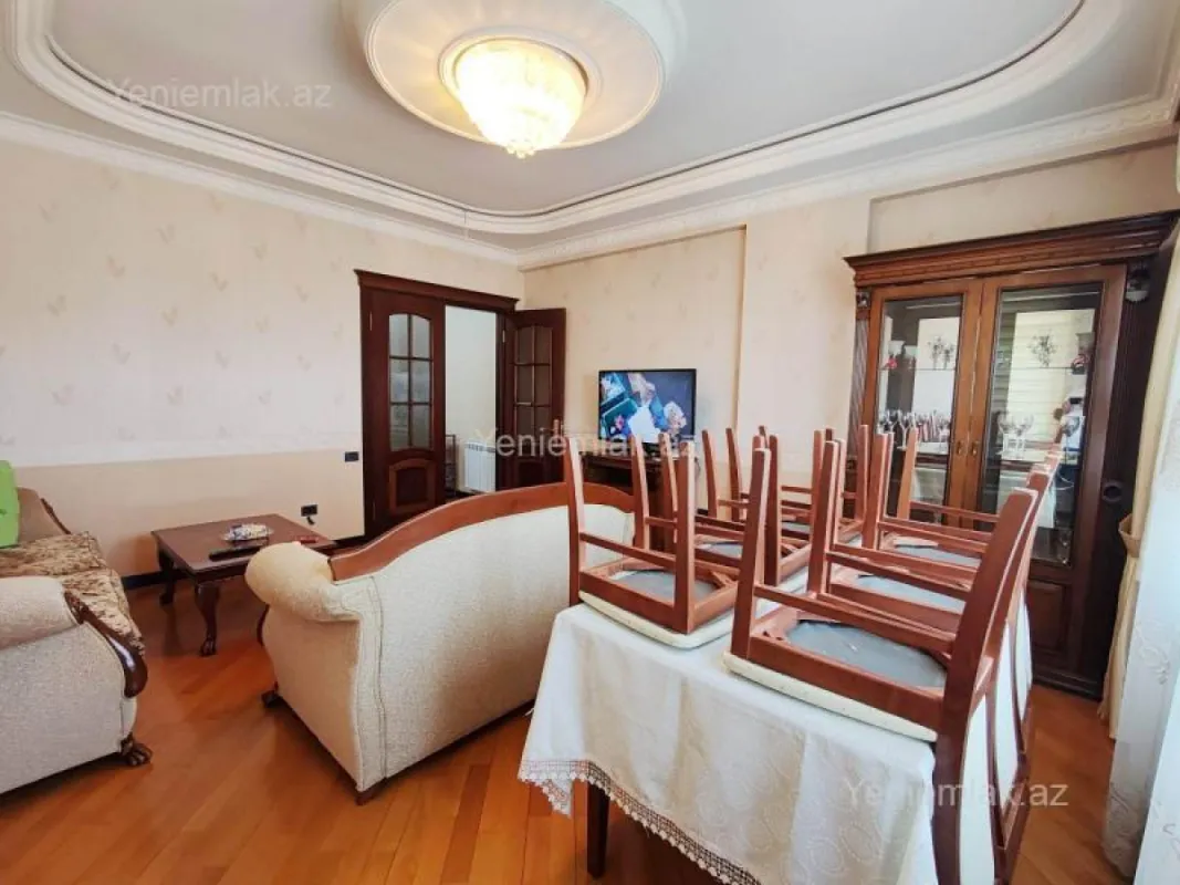 Satılır 2 otaqlı yeni tikili 78 m²