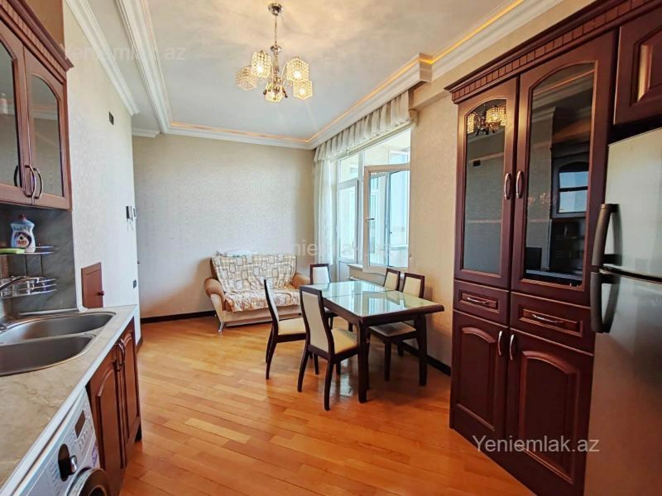 Satılır 2 otaqlı yeni tikili 78 m²