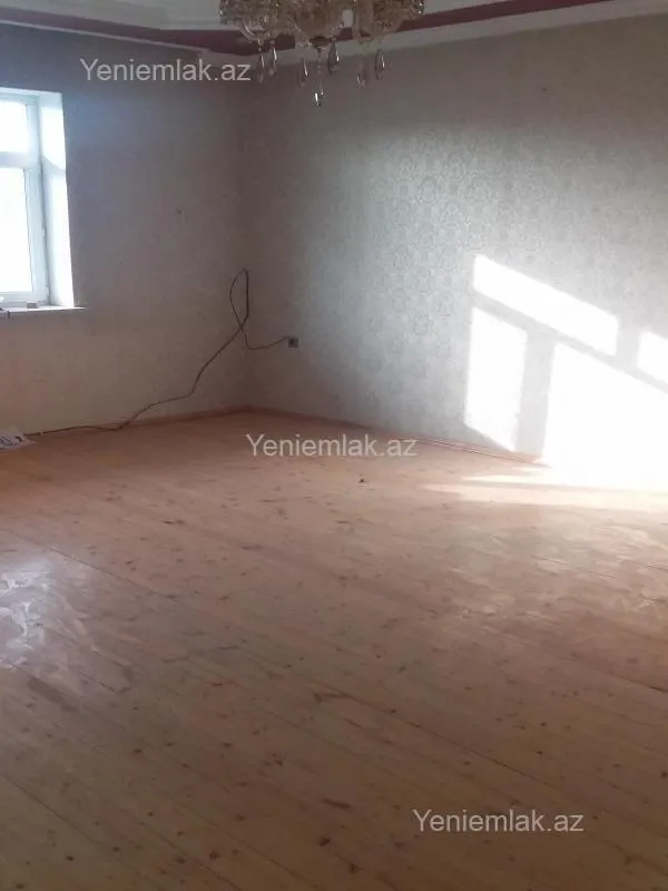 Satılır 7 otaqlı həyət evi 170 m²