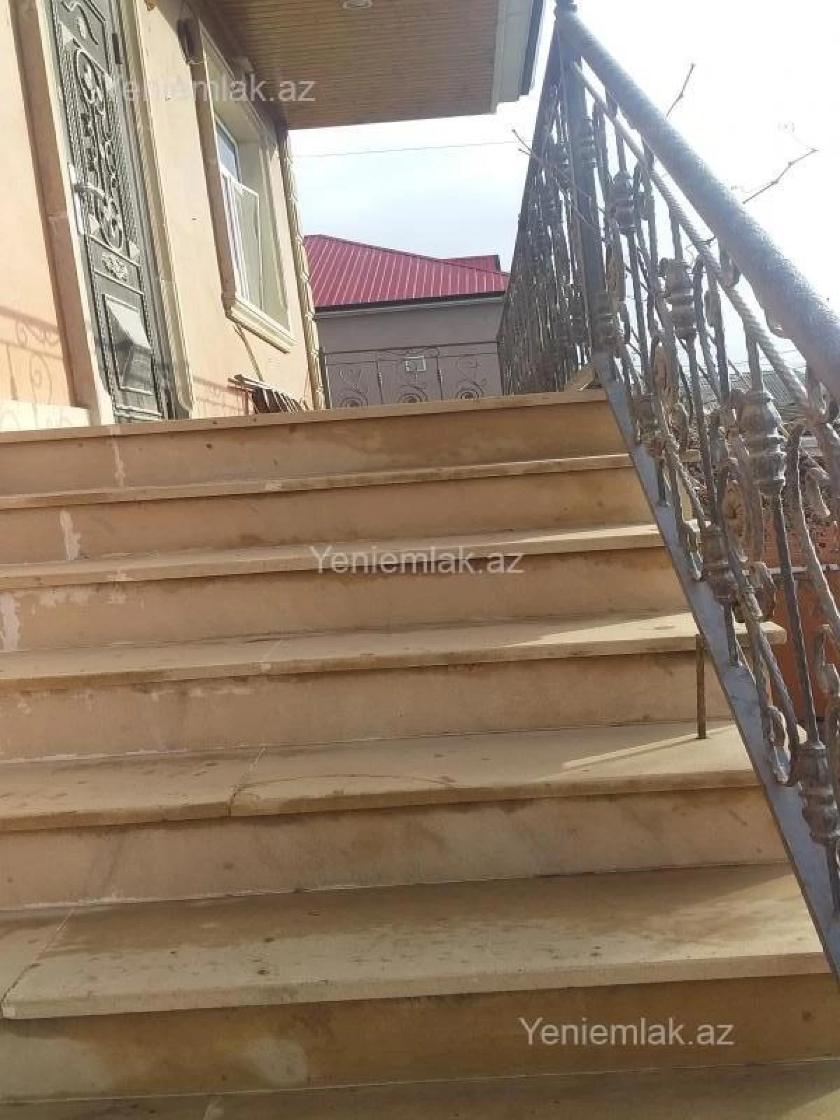 Satılır 7 otaqlı həyət evi 170 m²