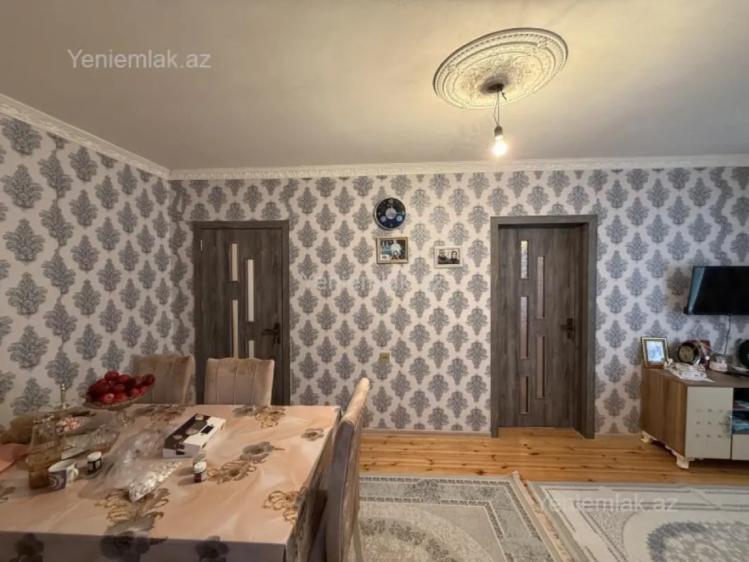 Satılır 3 otaqlı həyət evi 75 m²