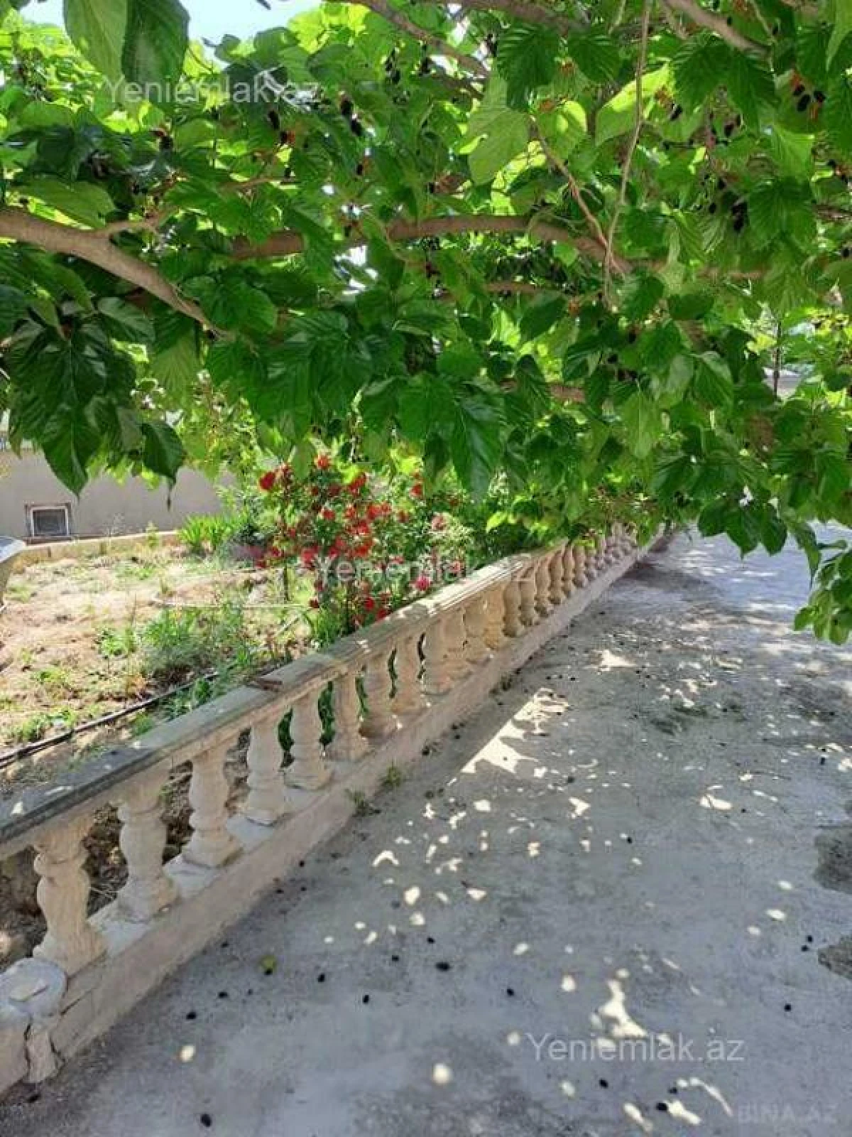 Satılır 3 otaqlı həyət evi 180 m²