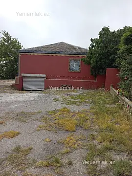 Satılır 3 otaqlı həyət evi 180 m²