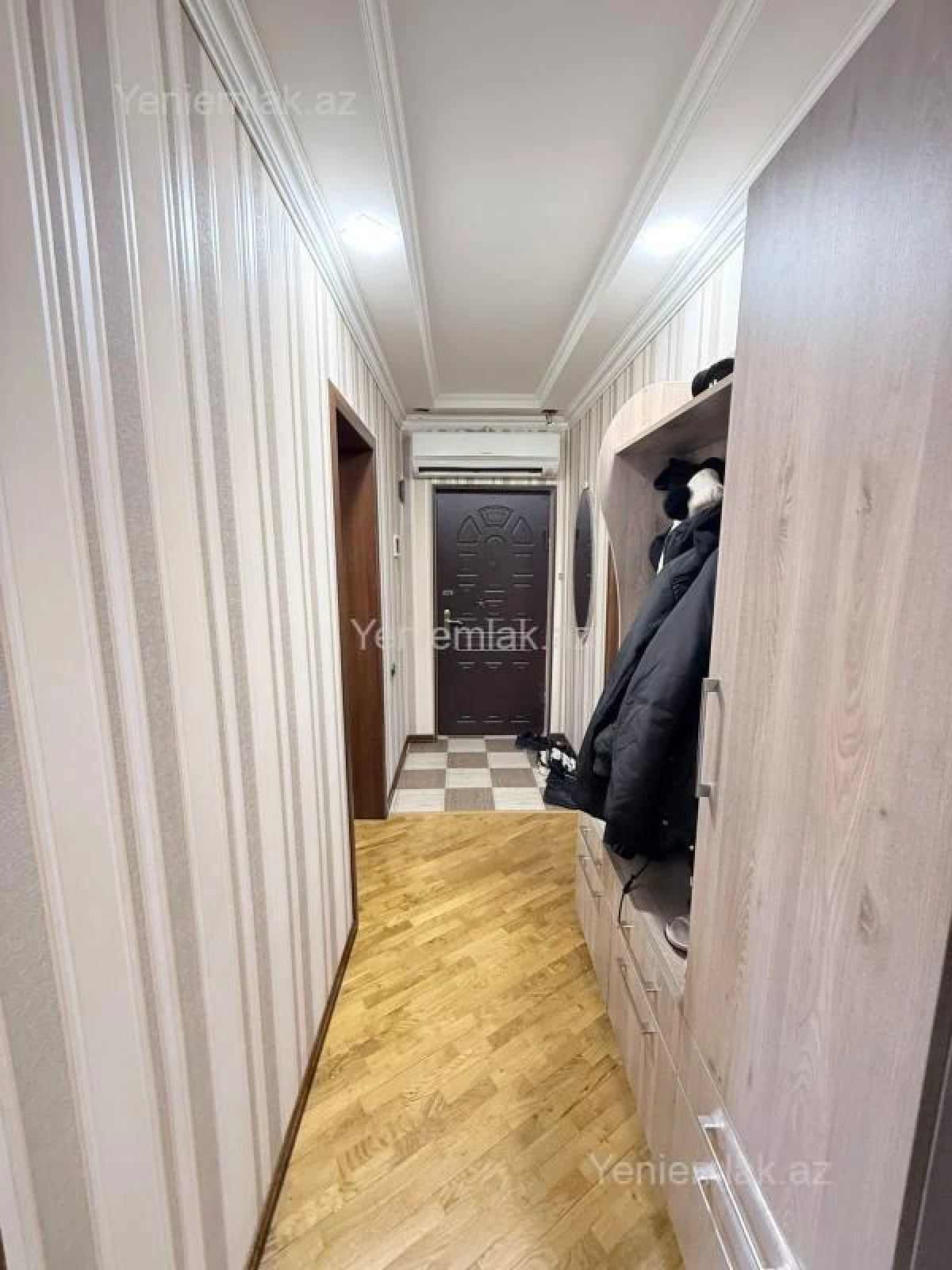 Satılır 3 otaqlı köhnə tikili 70 m²