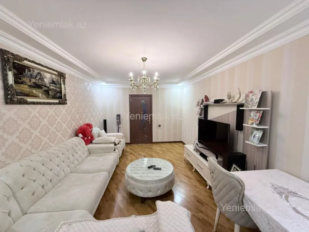 Satılır 3 otaqlı köhnə tikili 70 m²