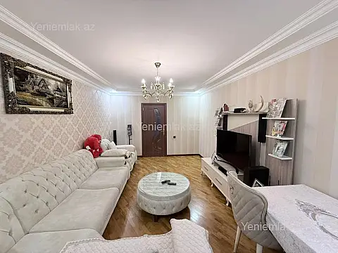 Satılır 3 otaqlı köhnə tikili 70 m²