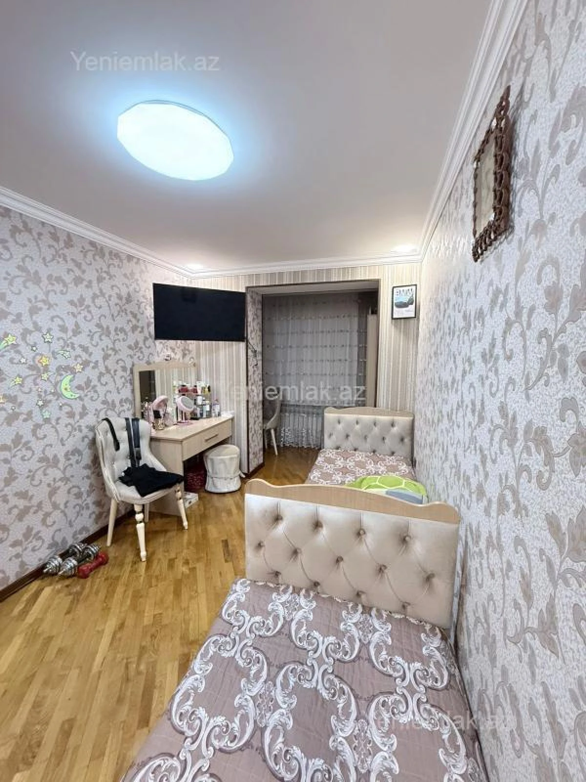 Satılır 3 otaqlı köhnə tikili 70 m²