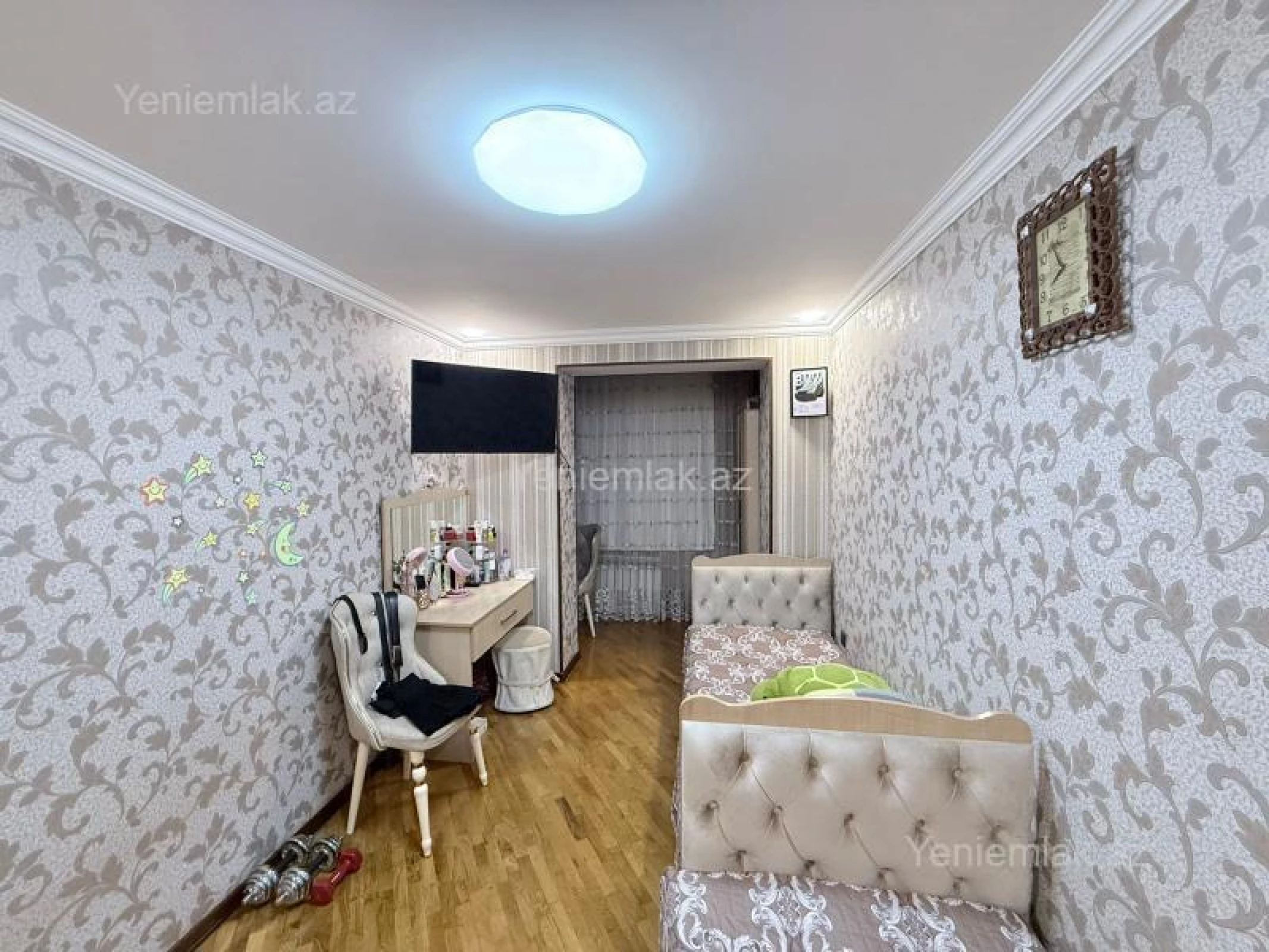 Satılır 3 otaqlı köhnə tikili 70 m²